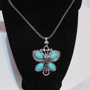 Nice silver tone box chain with turquoise butterfly pendent